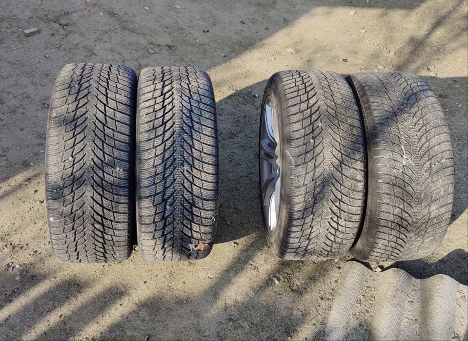 Vand 4 anveolpe 245 45 18 Nokian de iarna DOT 5520