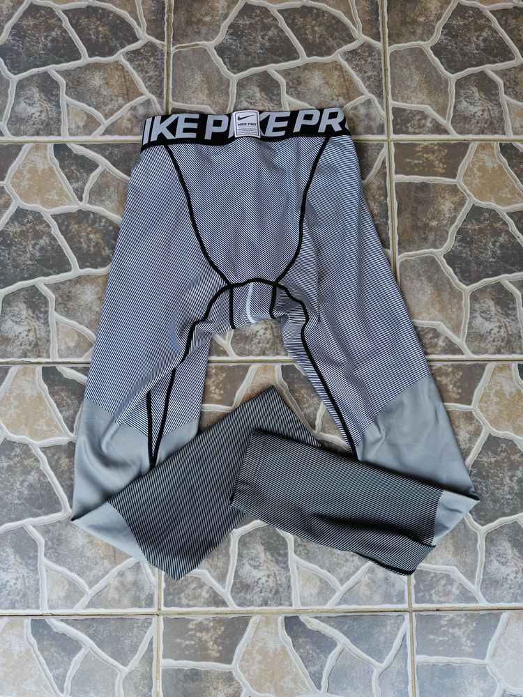 Мъжки клин Nike Pro