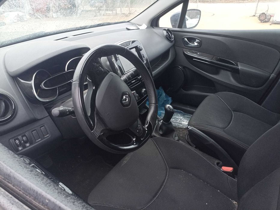 Рено Клио 4 / Renault Clio 4 - на части
