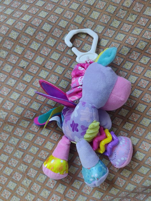 Продавам детска играчка Еднорог – нова