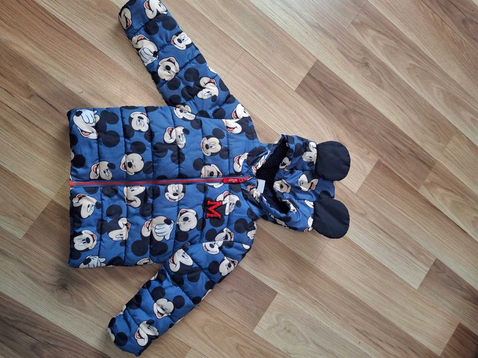 Детско яке с мики маус