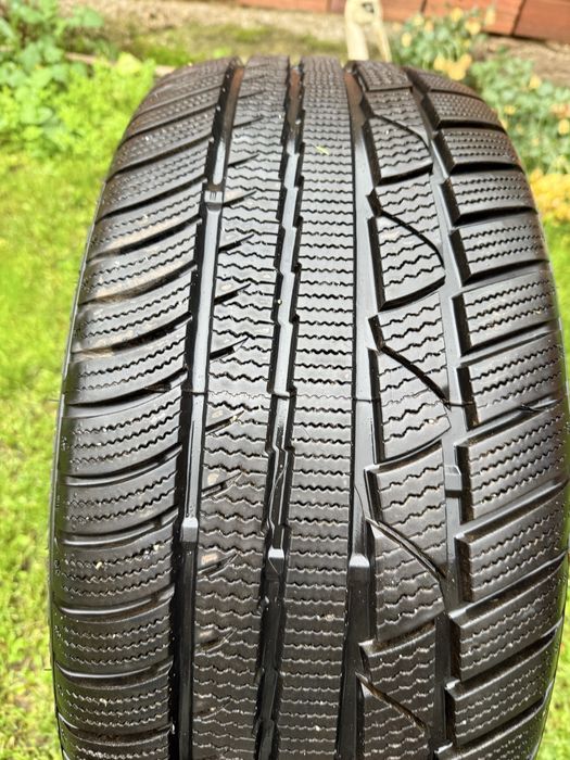 Зимни гуми 255/45/19
