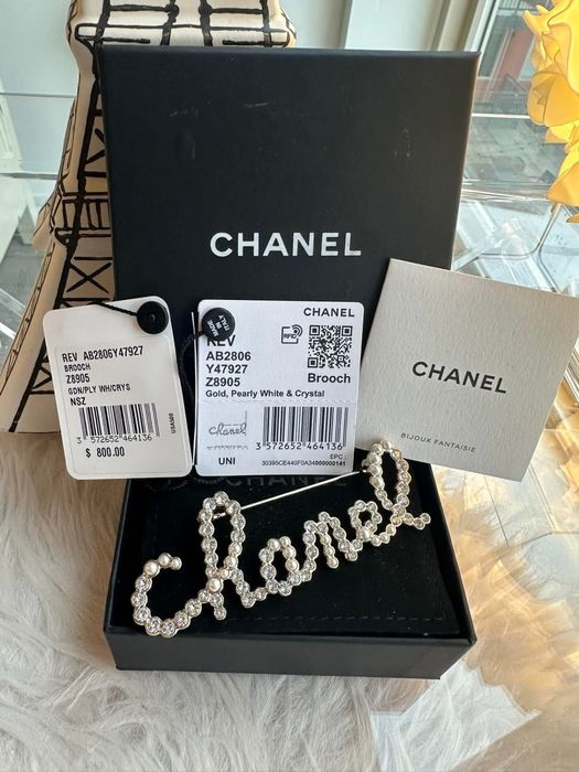 Brosa Chanel originala