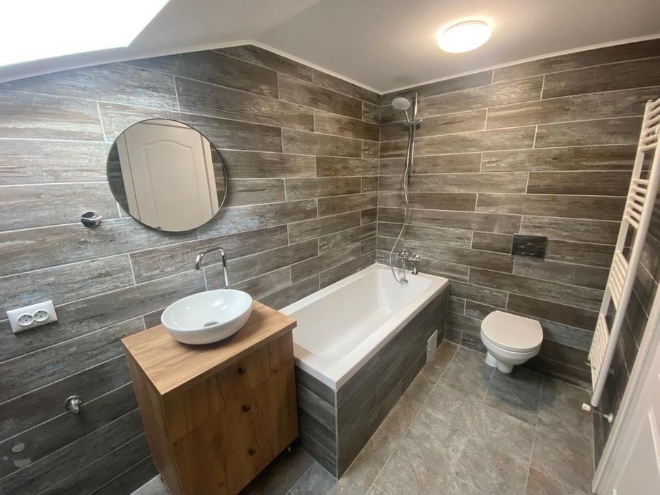 Apartament 3 camere si 2 bai de inchiriat in Sibiu zona Vasile Aaron