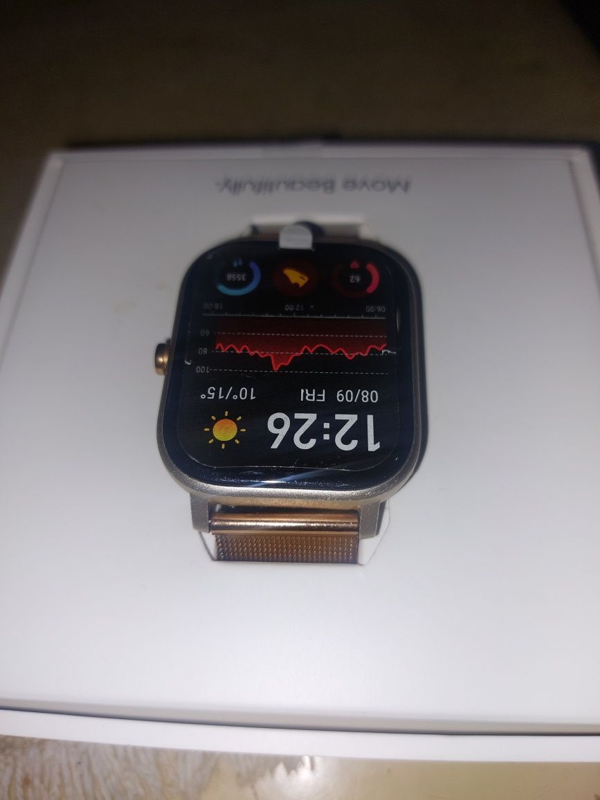 Смарт часовник Amazfit