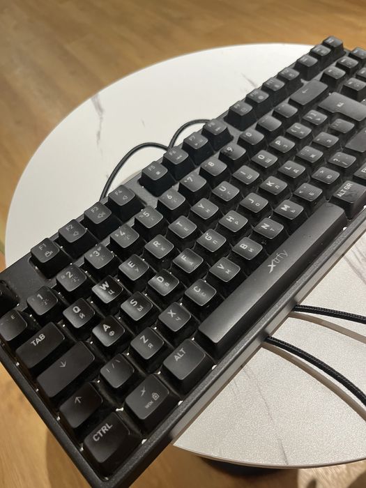 Клавиатура с RGB подсветкой игровая