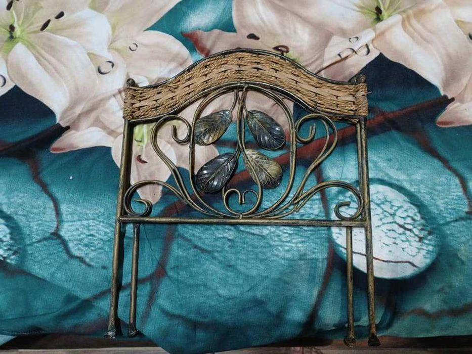 Lot vintage de 8 obiecte de decor diferite 8