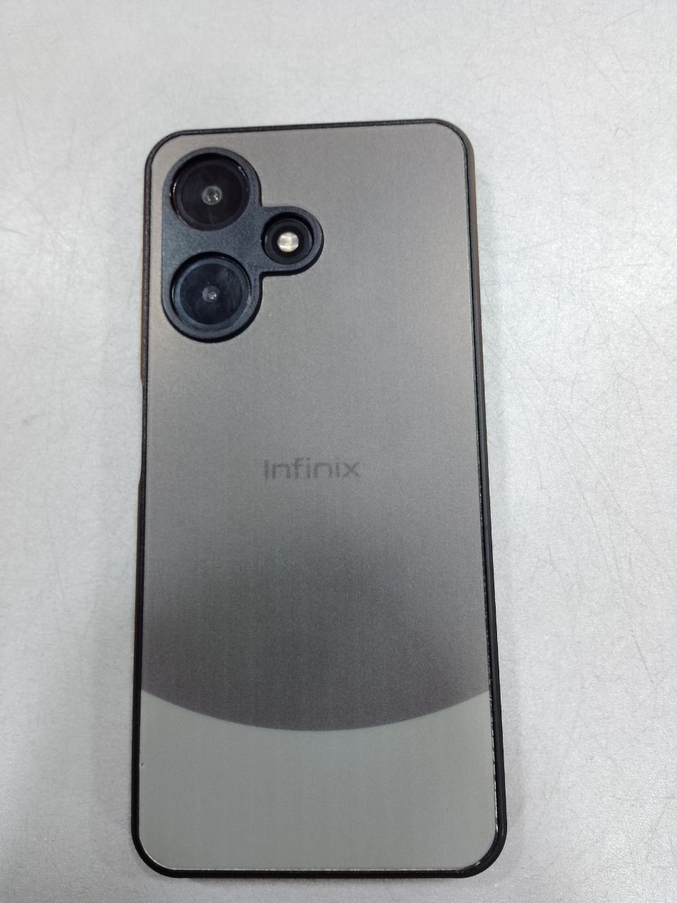 Infinix hot 30 ideal telefon