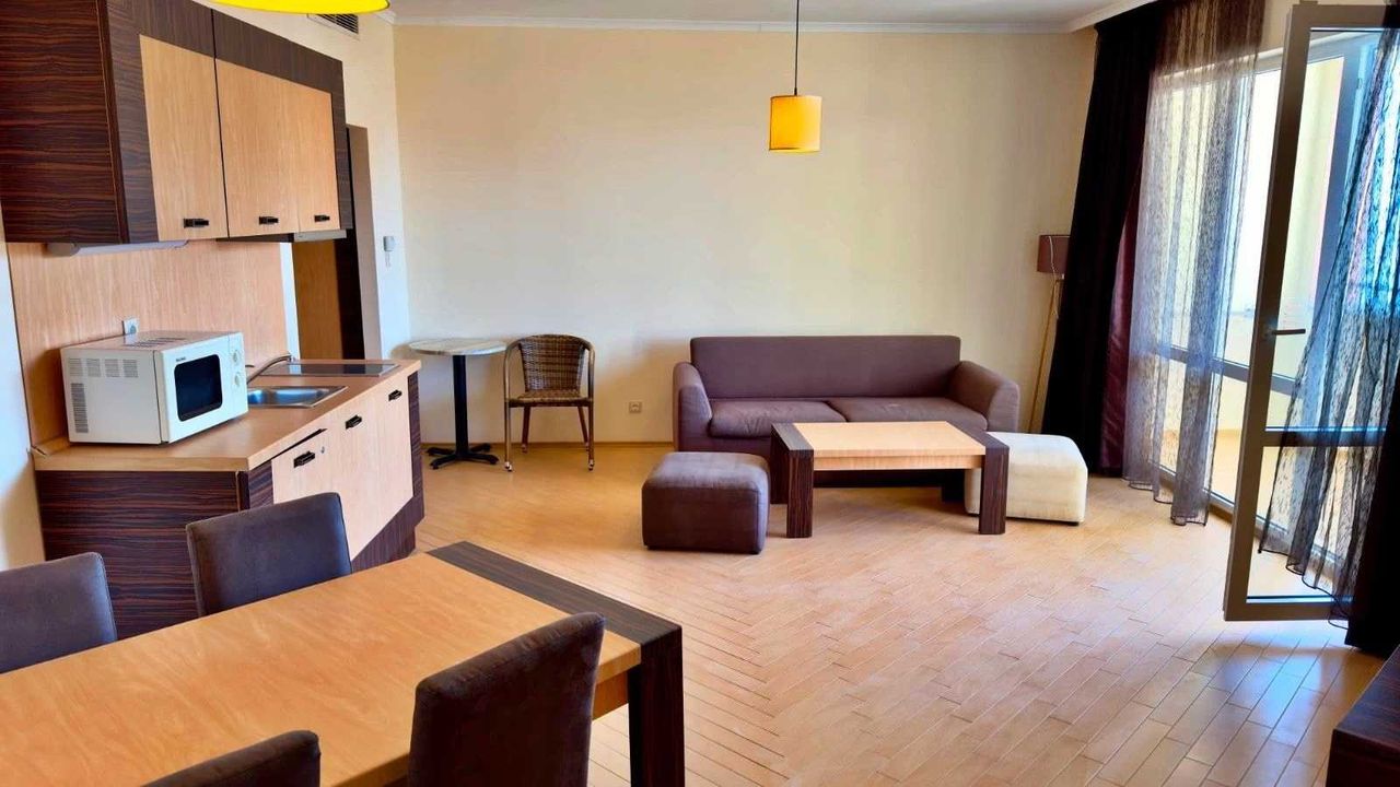 Продава се Двустаен апартамент в к.к. Слънчев бряг - 78 кв.м за 1077 €/кв.м - Снимка #1