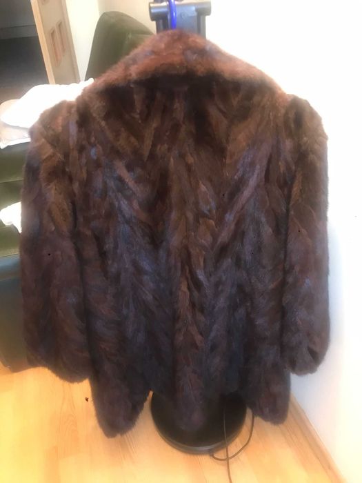 Haina de dama, din blana naturala, noua