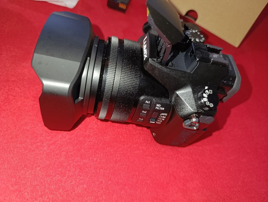 Lumix Fz2000..este nou...