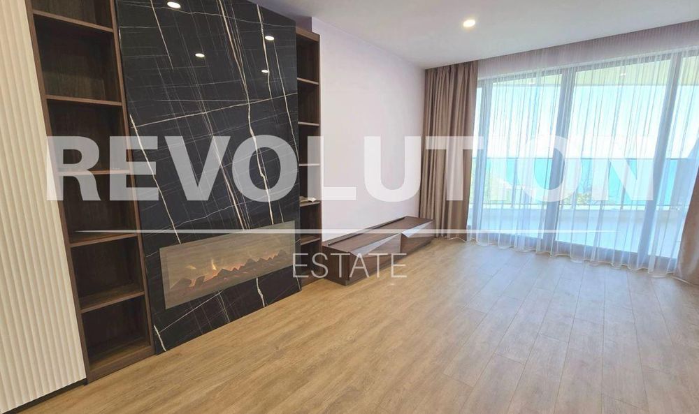 Четиристаен апартамент в района на м-т Ален мак!