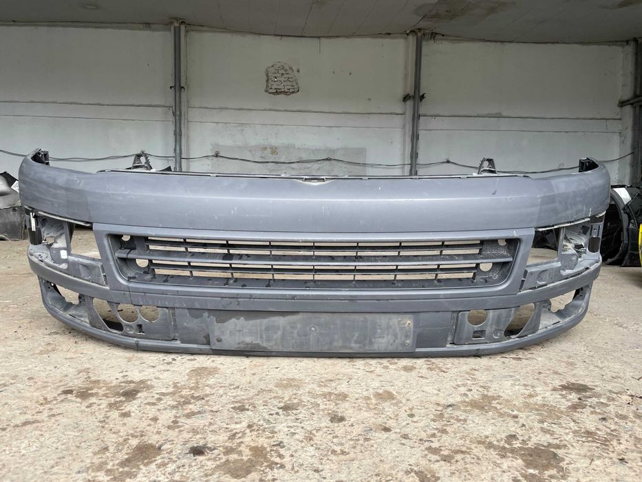 Предна броня за Volkswagen Transporter caravelle multivan T5/2009-2015