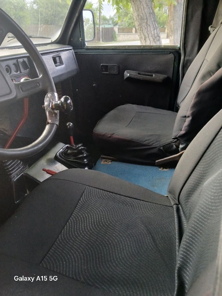 Vând aro camioneta