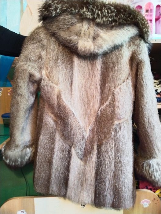 Шубка из лисицы отличная