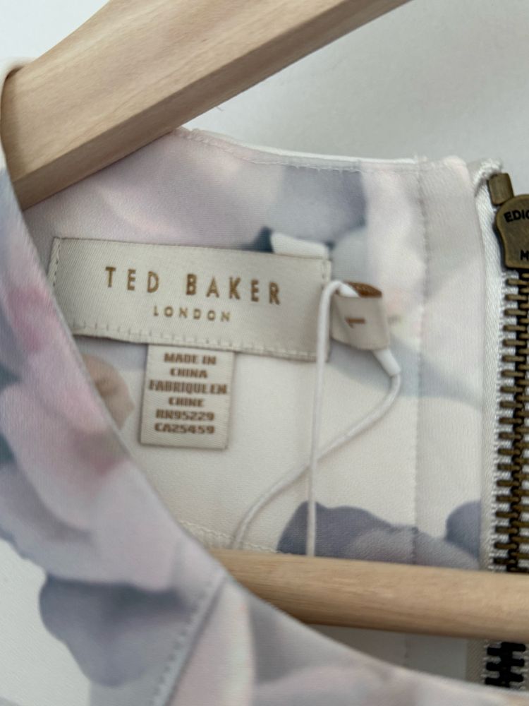Неопренова парти рокля, Ted baler , С размер