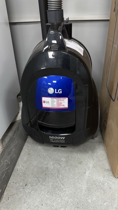 Пылесос LG продам