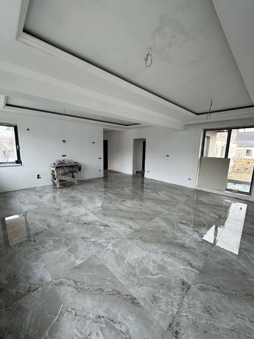 Vand Casa in Navodari cartier midia-sat . Teren proprietare