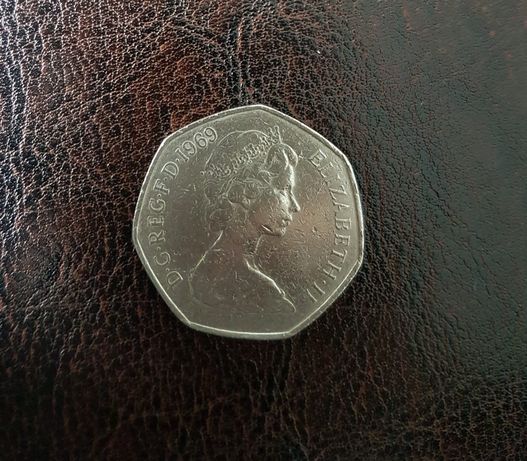 Moneda 50 new pence din 1969