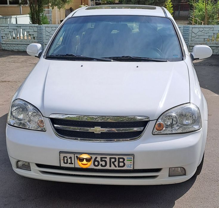 Chevrolet Lacetti 1.8, 2010 года с пробегом 200.000 тысяч