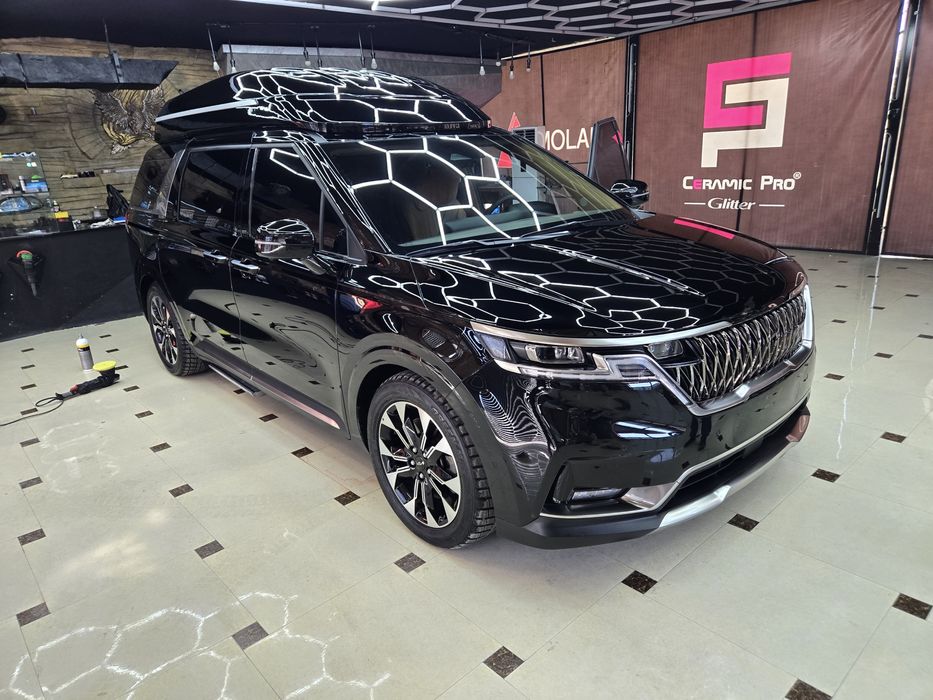 Kia carnival Hi Limousine