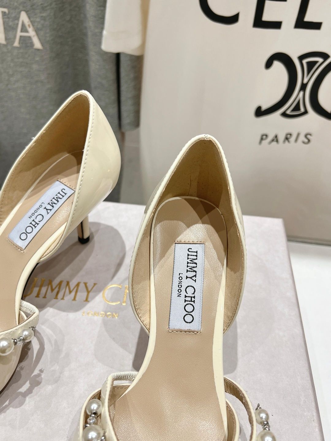 Pantofi sandale Jimmy Choo, tip Premium