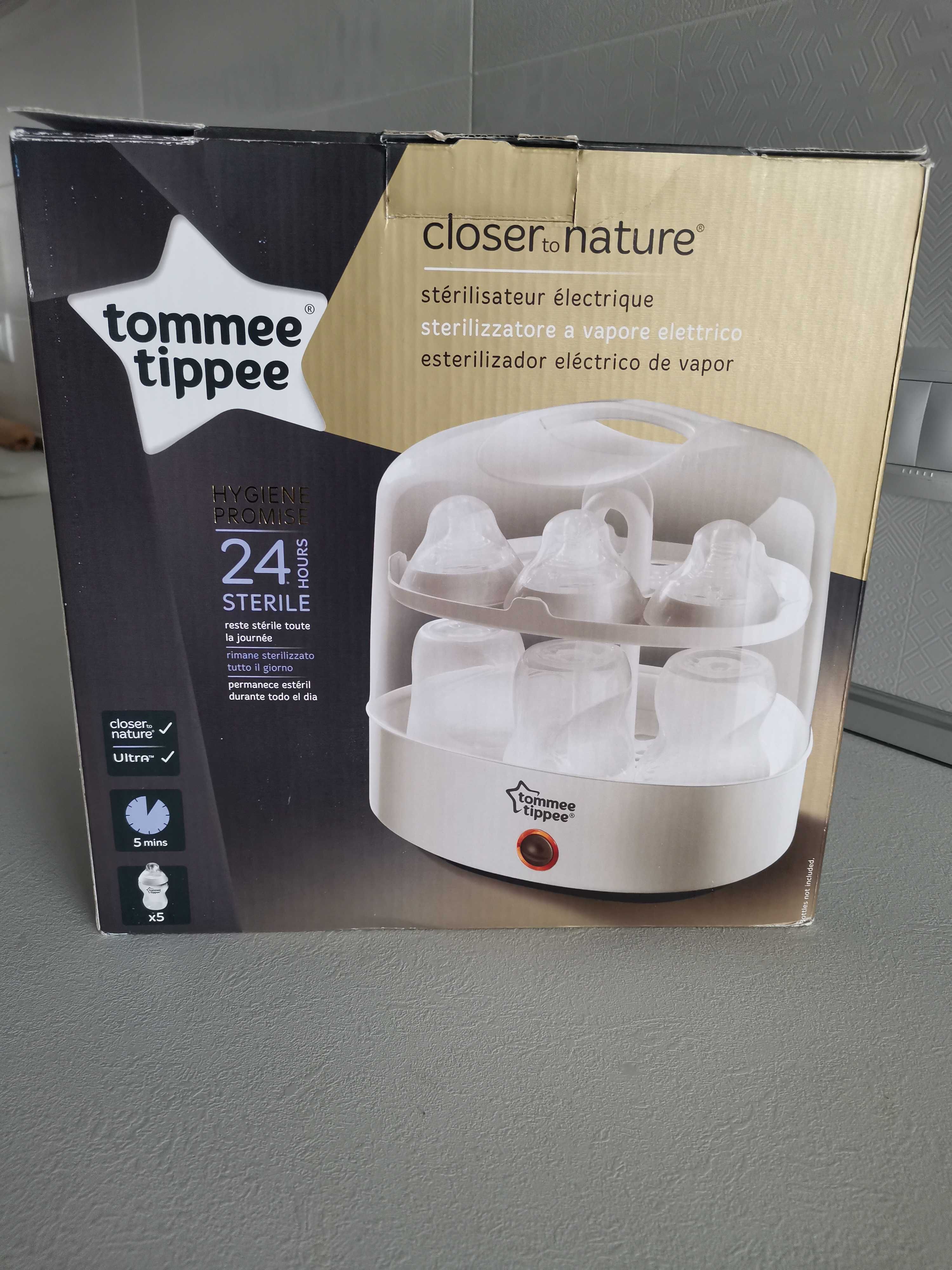 Електрически парен стерилизатор Tommee Tippee