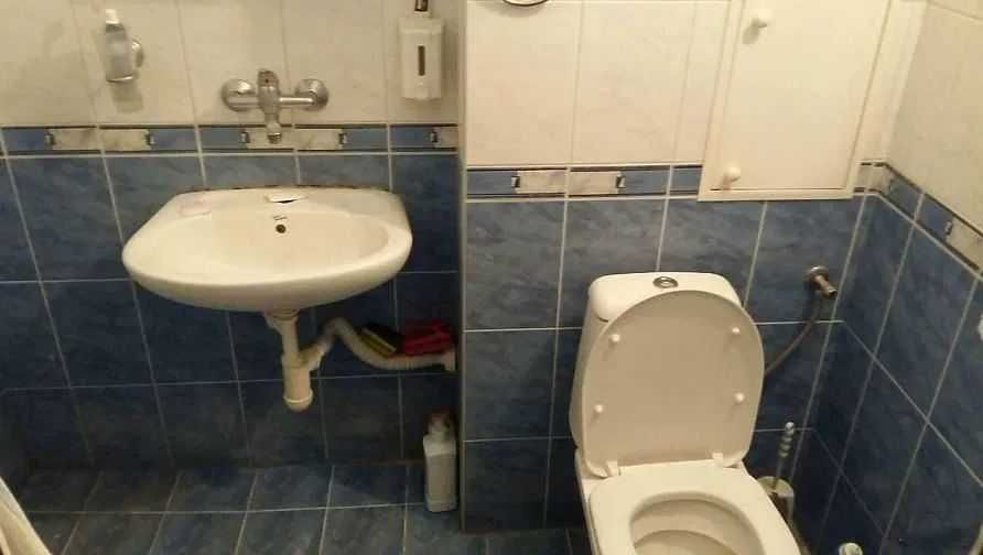 Дава се под наем Двустаен апартамент в Бургас, Изгрев - 46 кв.м за 280 € - Снимка #2