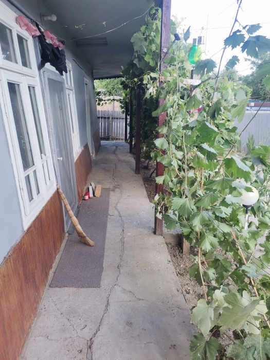Casa de vanzare com. Namoloasa