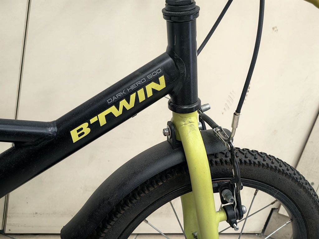 Хб! Детски велосипед  Btwin Dark Hero 500 16' Прекрасно