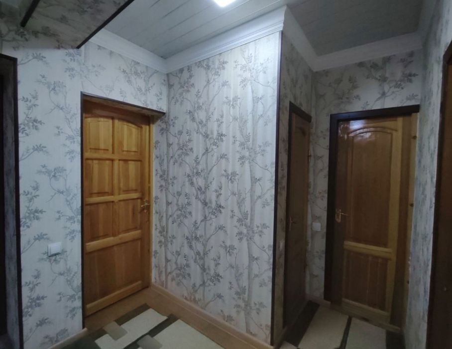 Юнусабад 18, 3/2/4 КиРпИч 77 Серия Балкон 9*2 Частично МеБеЛиРоВаНнАя