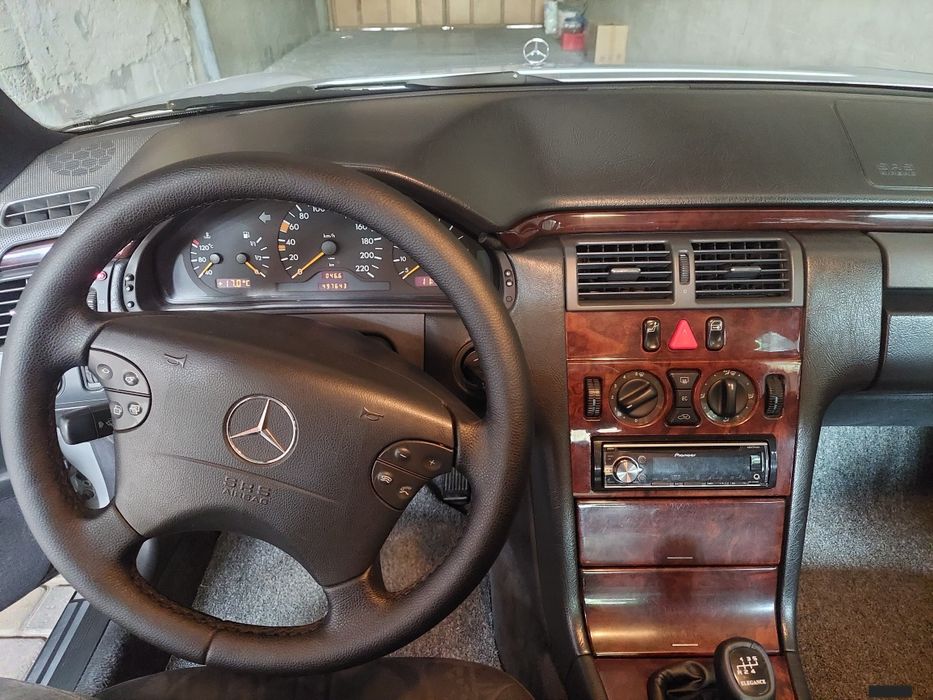 Продам руль от мерседес w210