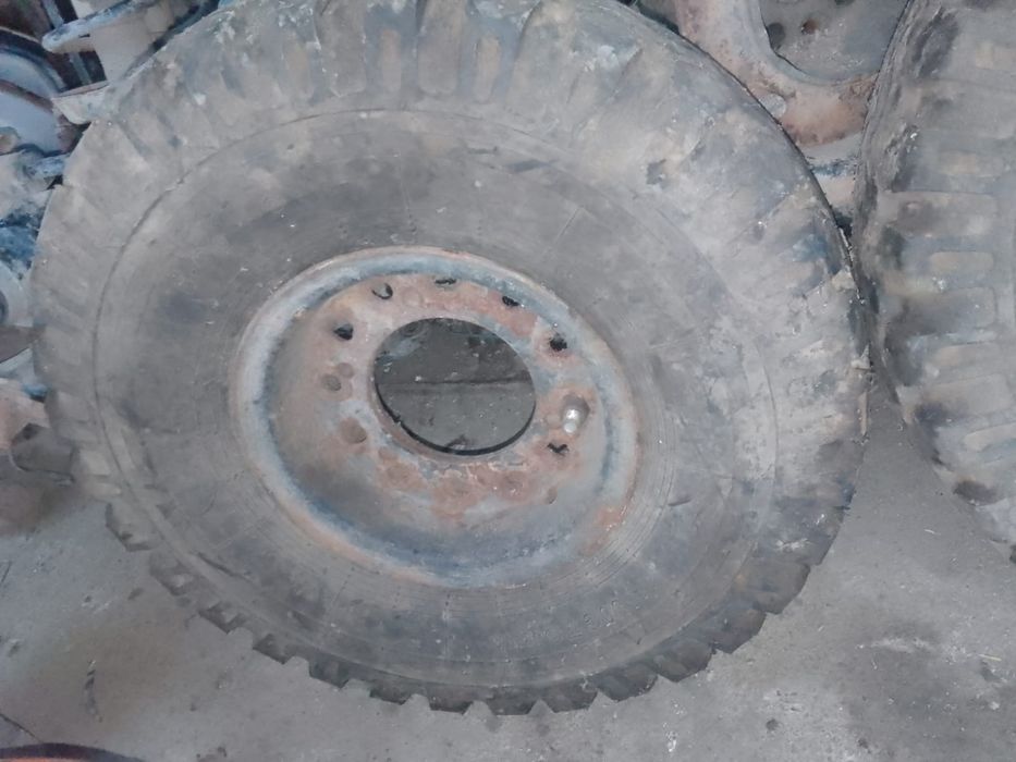 Anvelope motostivuitor 600/9