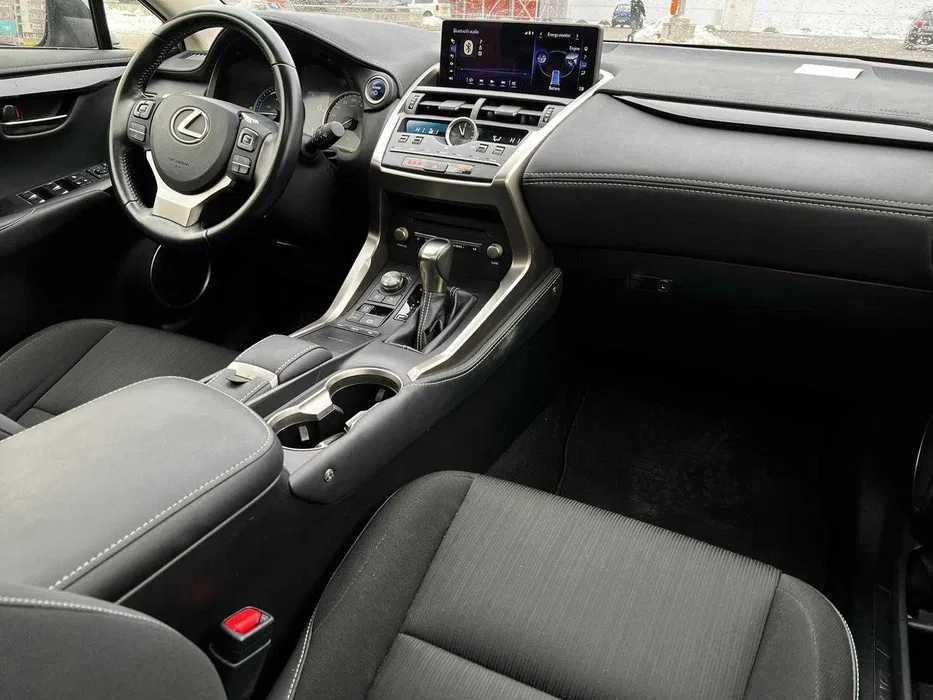 Lexus NX 300h Business - Hibrid - Automatic - 155 hp