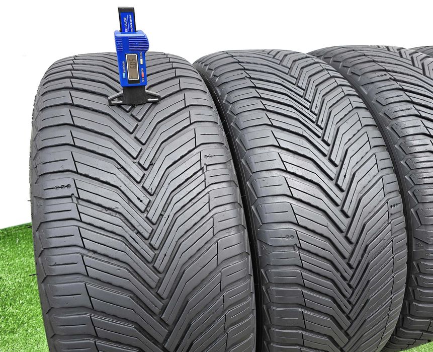 4бр. 245/45/17 MICHELIN Cross Climate 2- всесезонни
