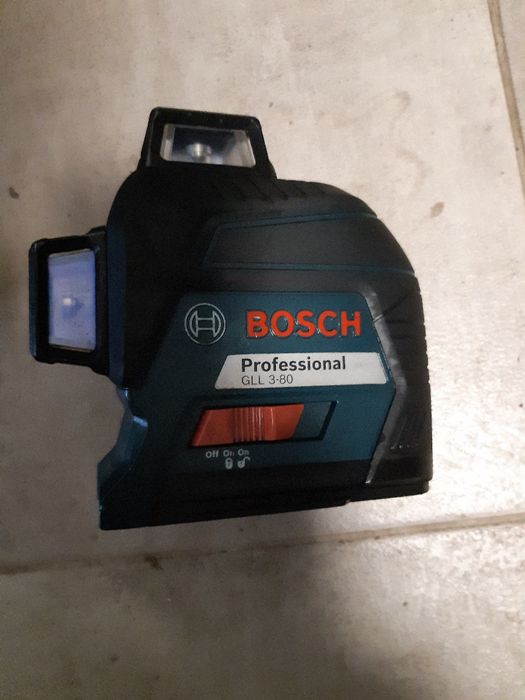 Laser Bosch GLL 3 80 cu 3 linii 360 grade