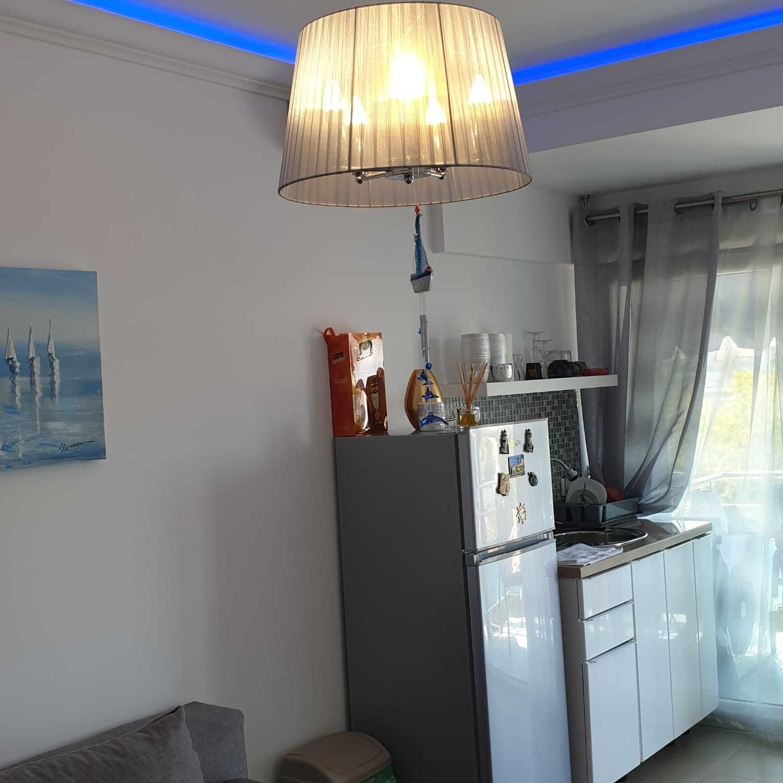 De vanzare apartament la malul marii