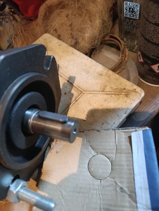 Vând pompa hidraulica tandem(dubla) Eckerle EIPH-022RK 00-11,noua