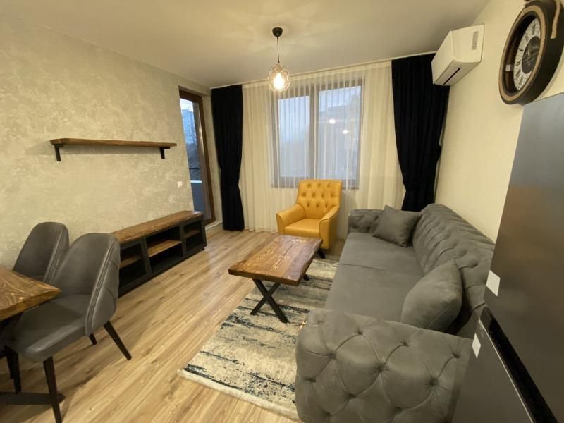 Дава се под наем Двустаен апартамент в Варна, ХЕИ - 60 кв.м за 700 € - Снимка #3