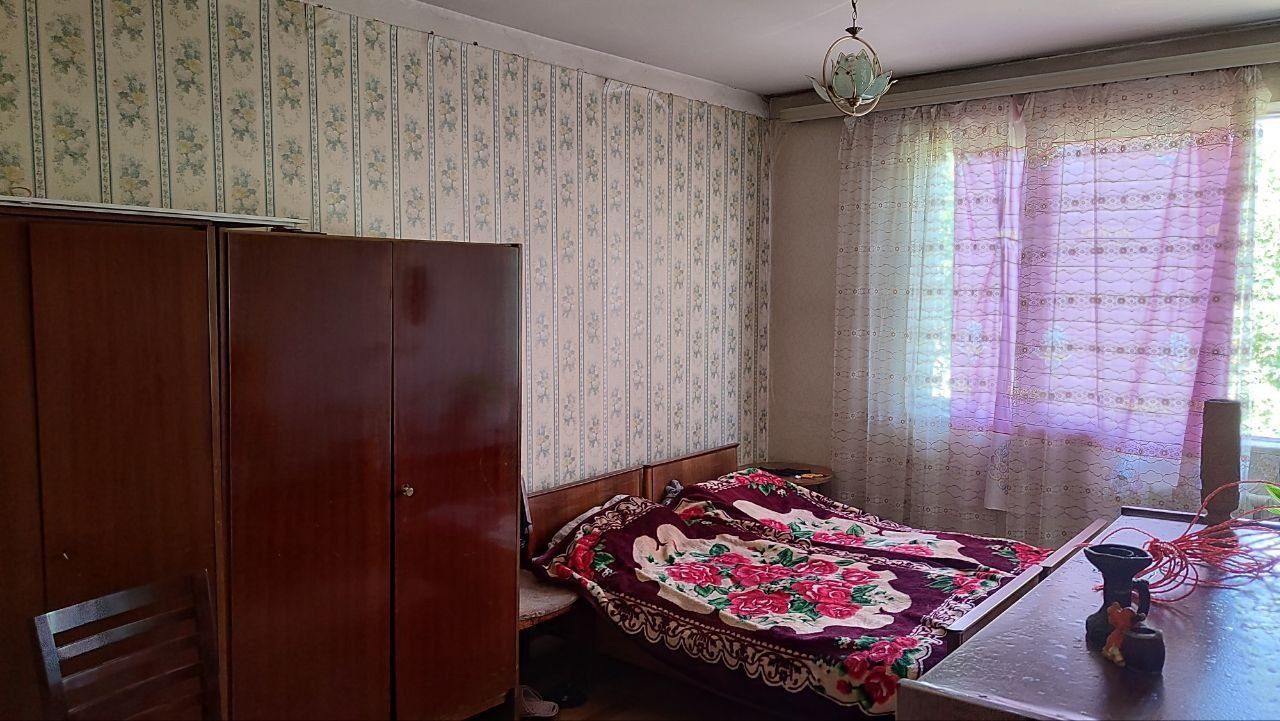 Продаётся Чиланзар 12 4комн.