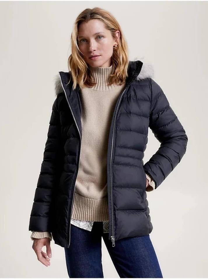 Geaca Tommy Hilfiger maria S cu puf, noua cu eticheta