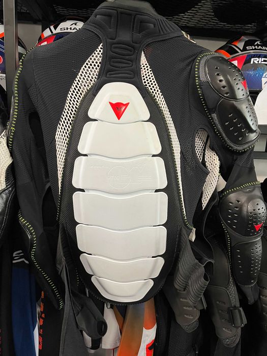 Мото ризница-протектор DAINESE ULTMATE GUARD XXL-58,като нова