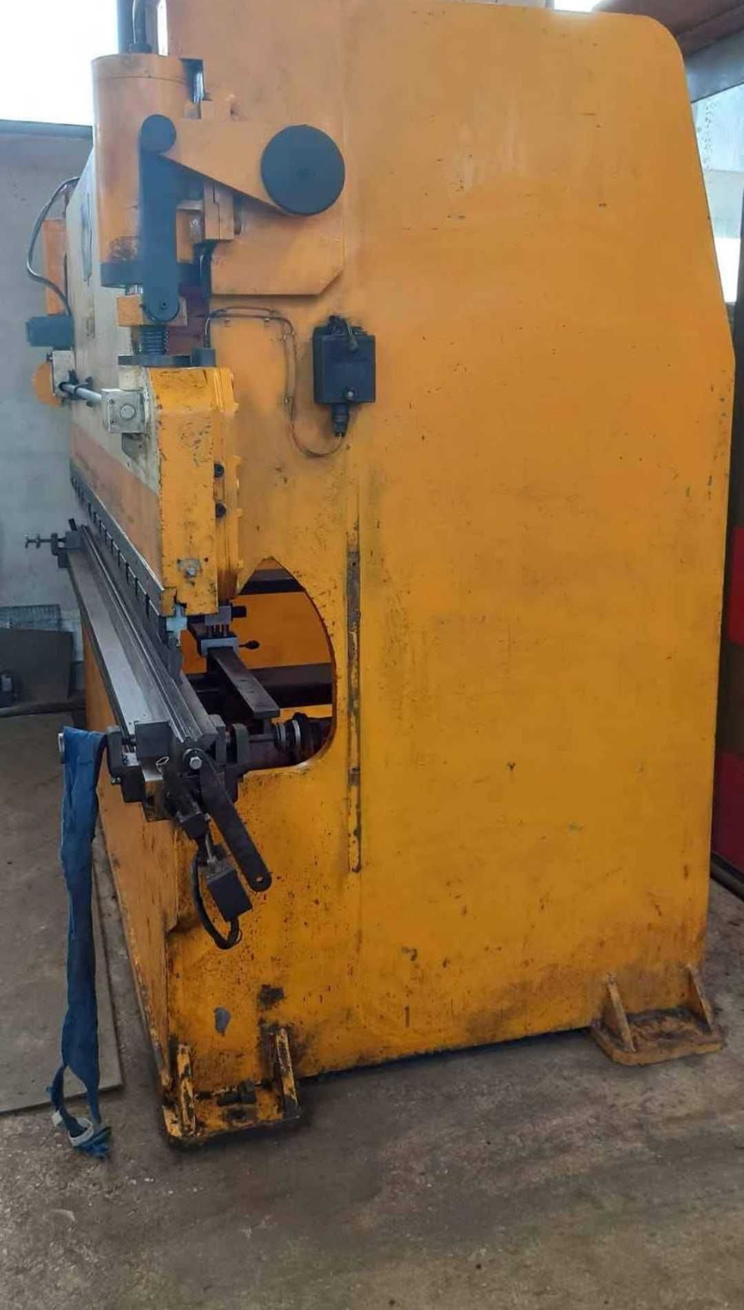 Se vinde Abkant marca somo 3 metrii/80 tone