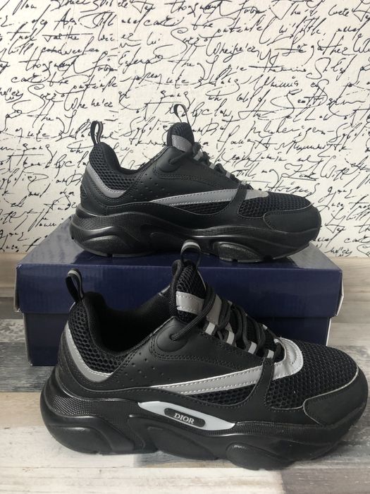 Dior b22 black