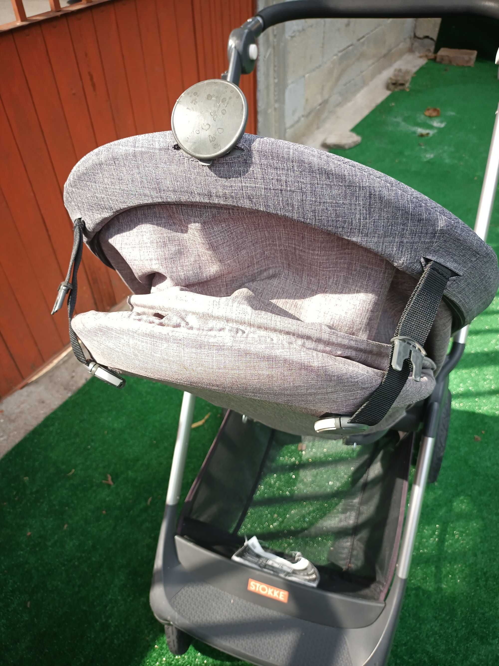 Бебешка количка Stokke