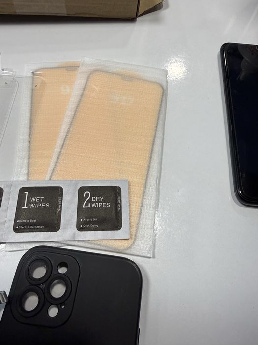 Iphone 12 Pro перфектен + аксесоари