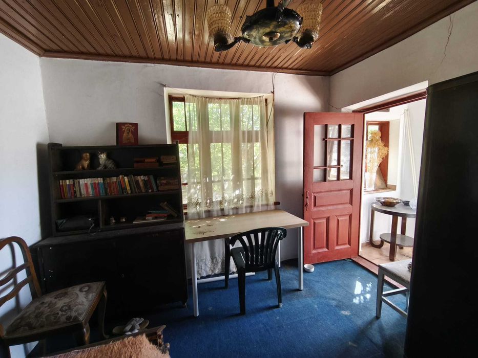 Vând casă cu teren la 45 Km de București!