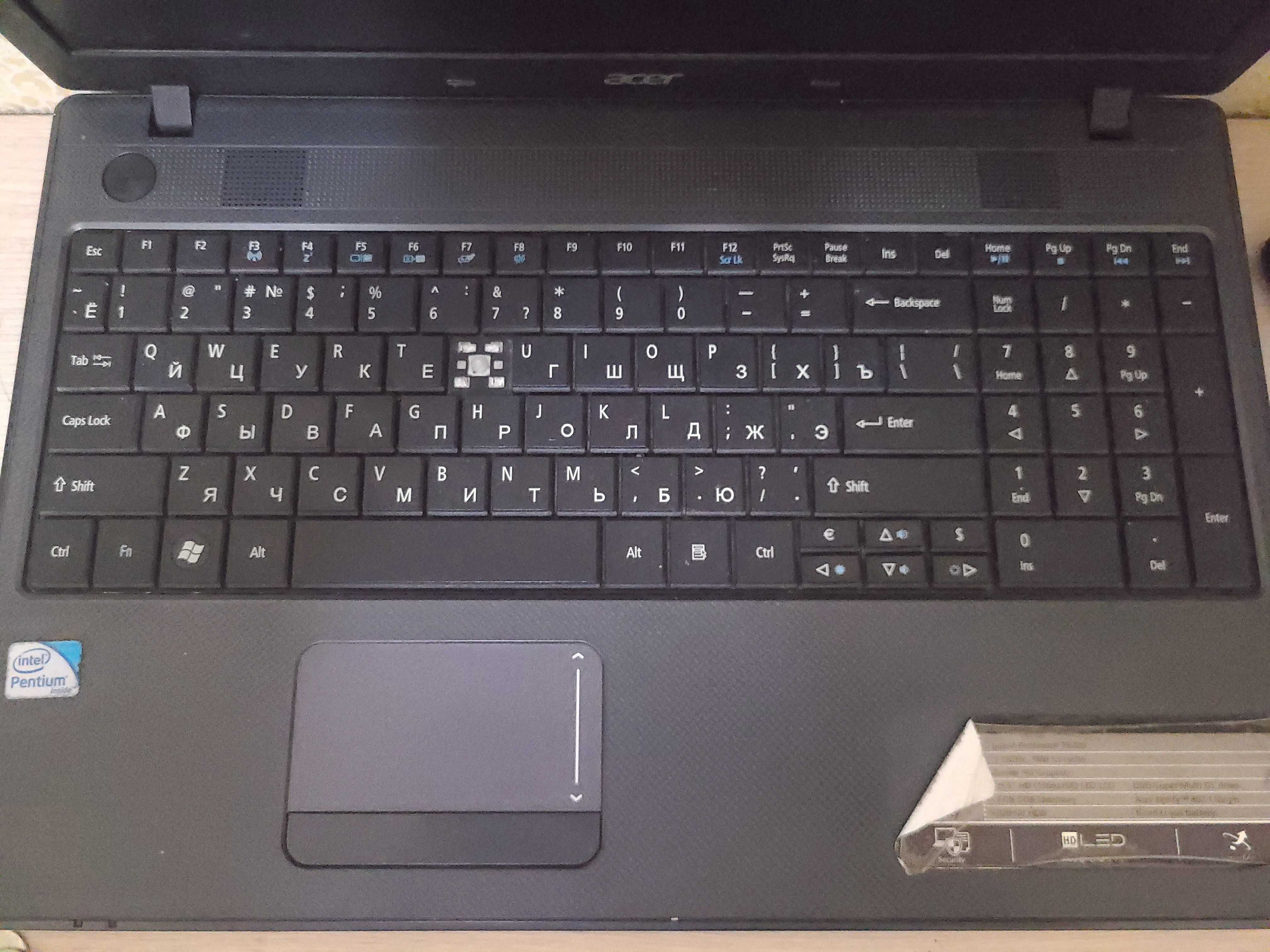 Пролаетса ноутбук Acer