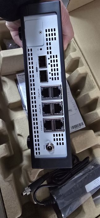 Dell EMC - VEP1445 Wan Network Switch E42W