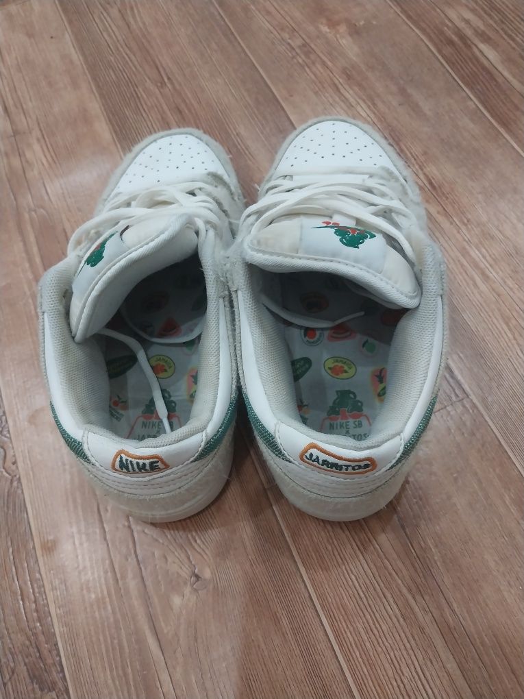 Nike dunk jarritos